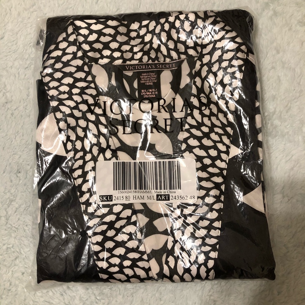 Victoria’s Secret Robe